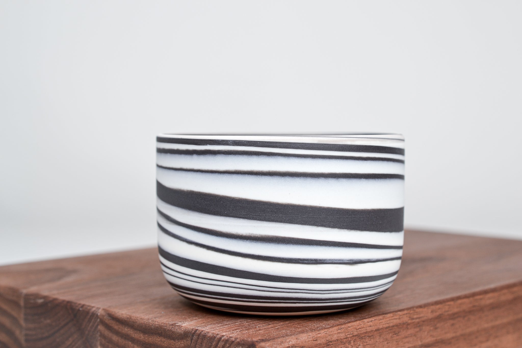 Let it flow. Porcelain cup. 280ml
