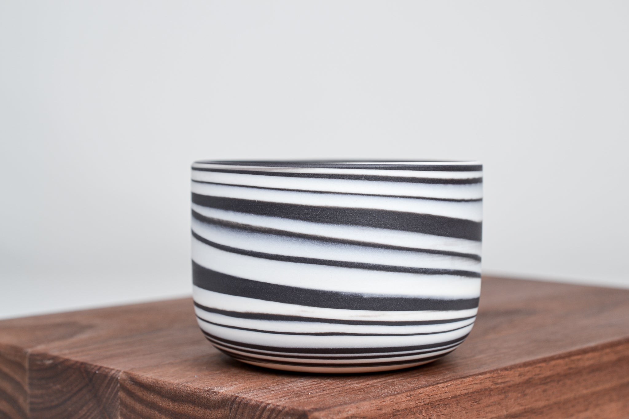 Let it flow. Porcelain cup. 280ml