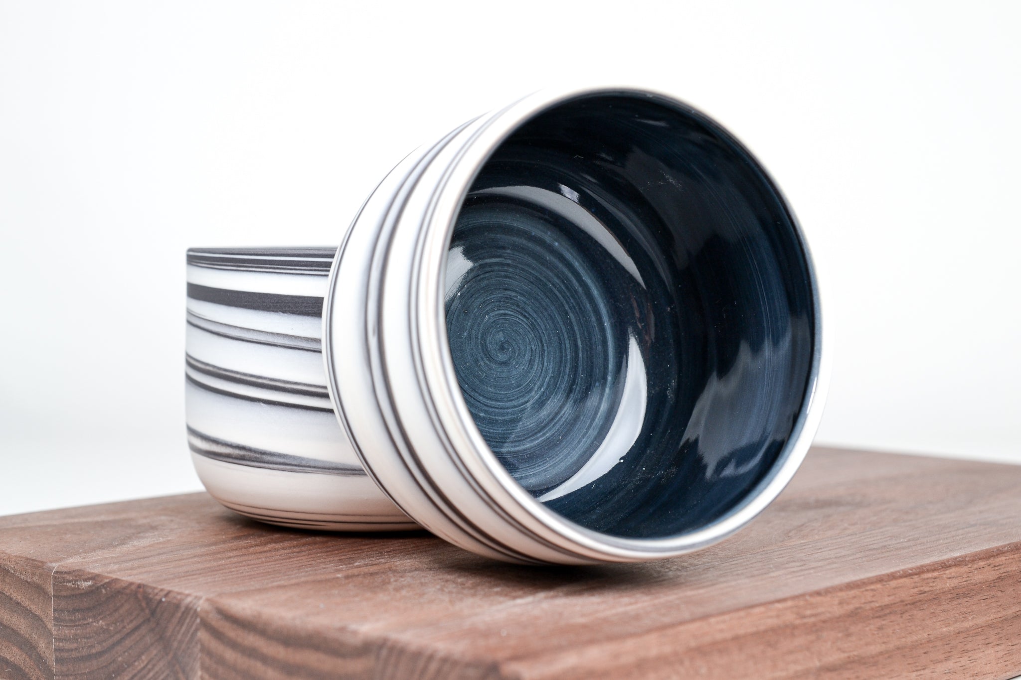 Let it flow. Porcelain cup. 280ml