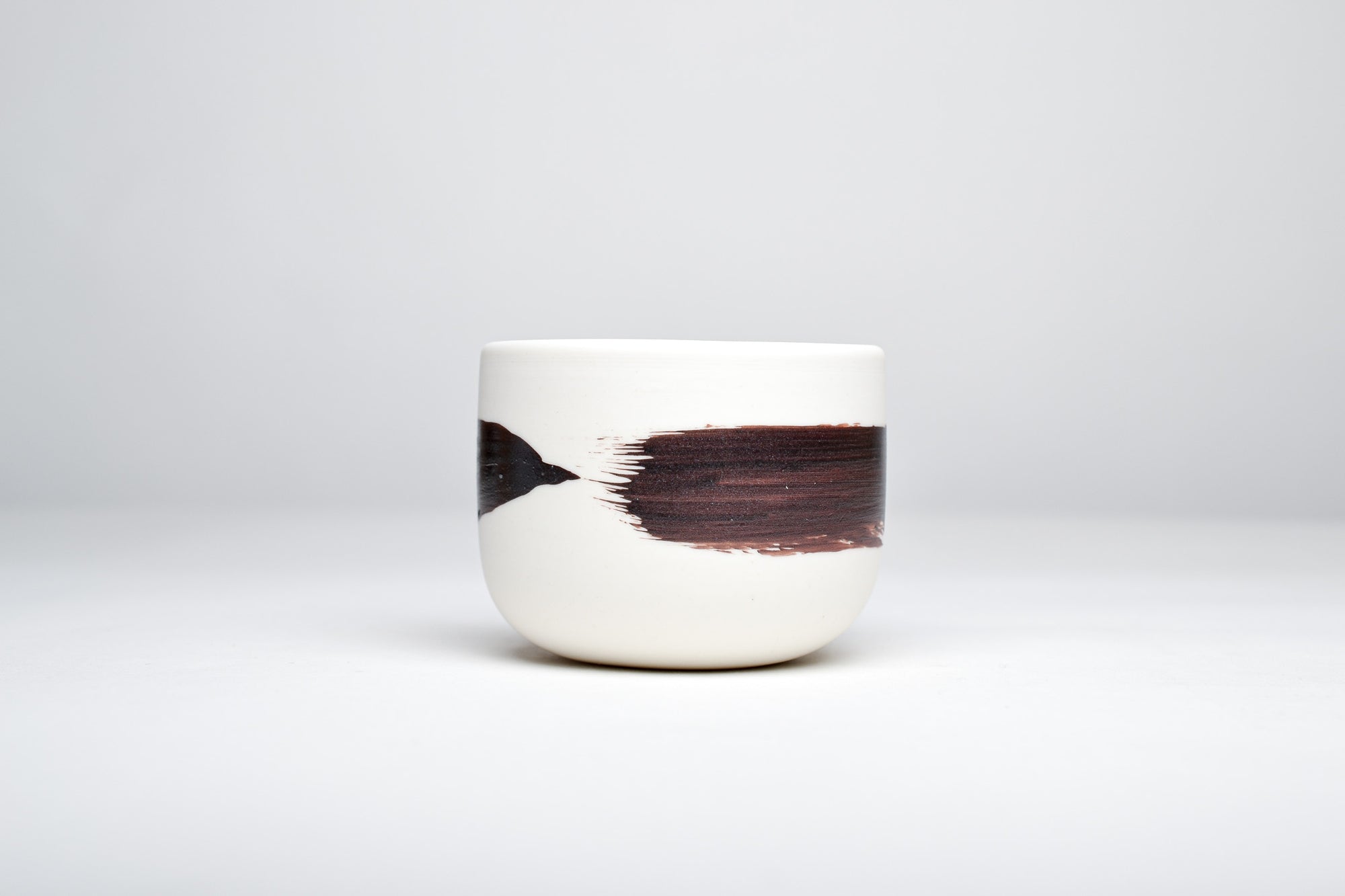 Simple cup, brown sparkly line, 140ml