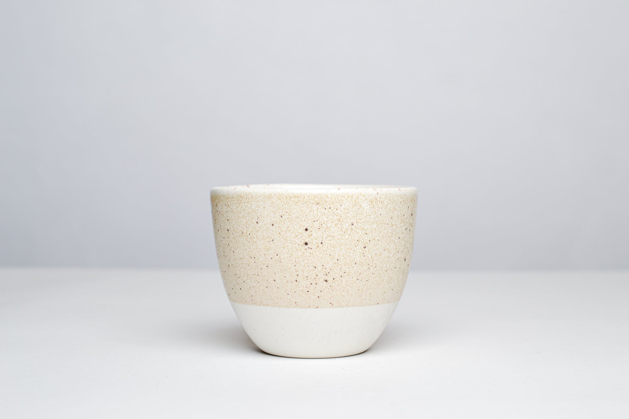 Simple cup with miracle glaze, 150ml