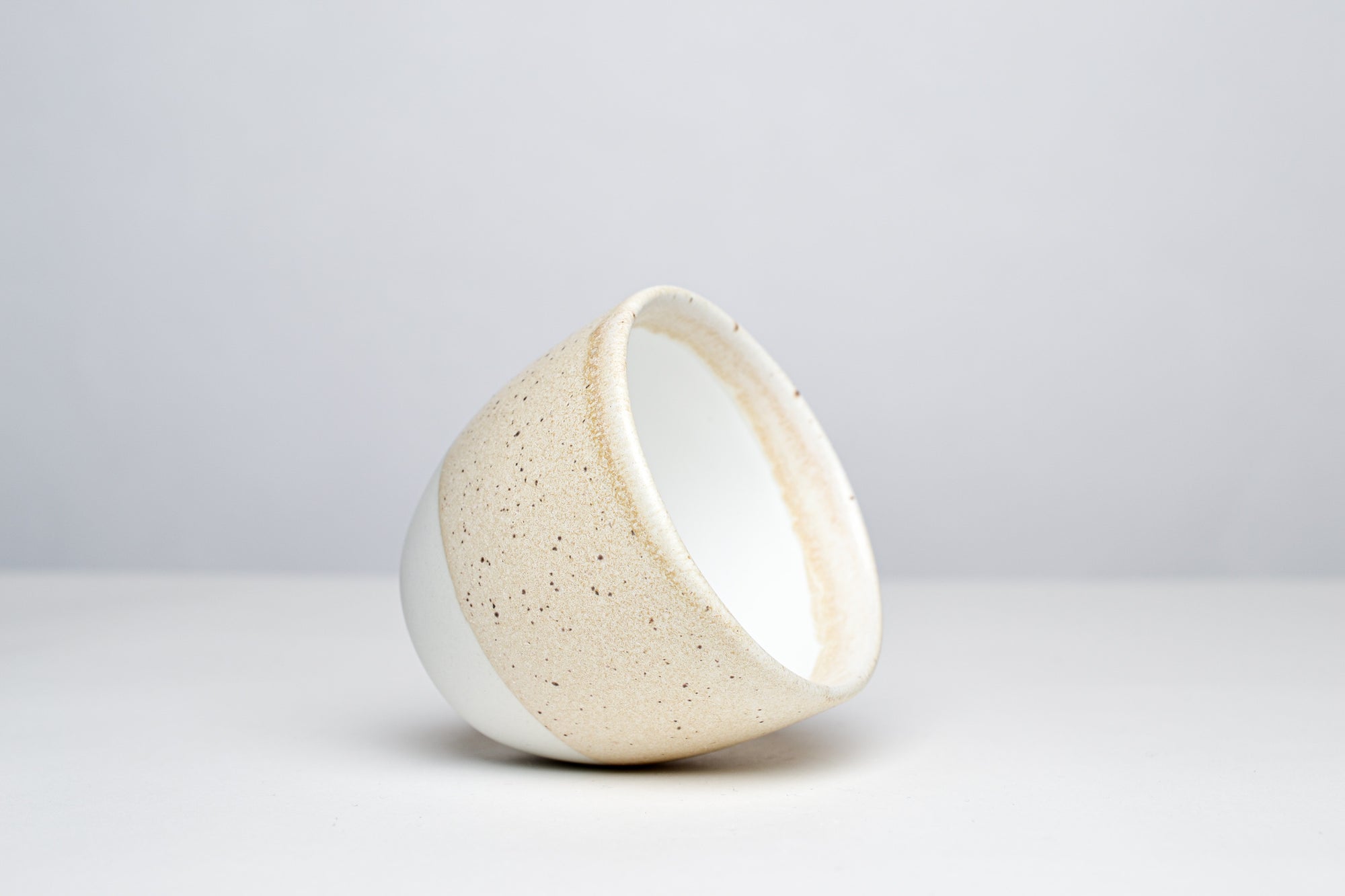 Simple cup with miracle glaze, 150ml