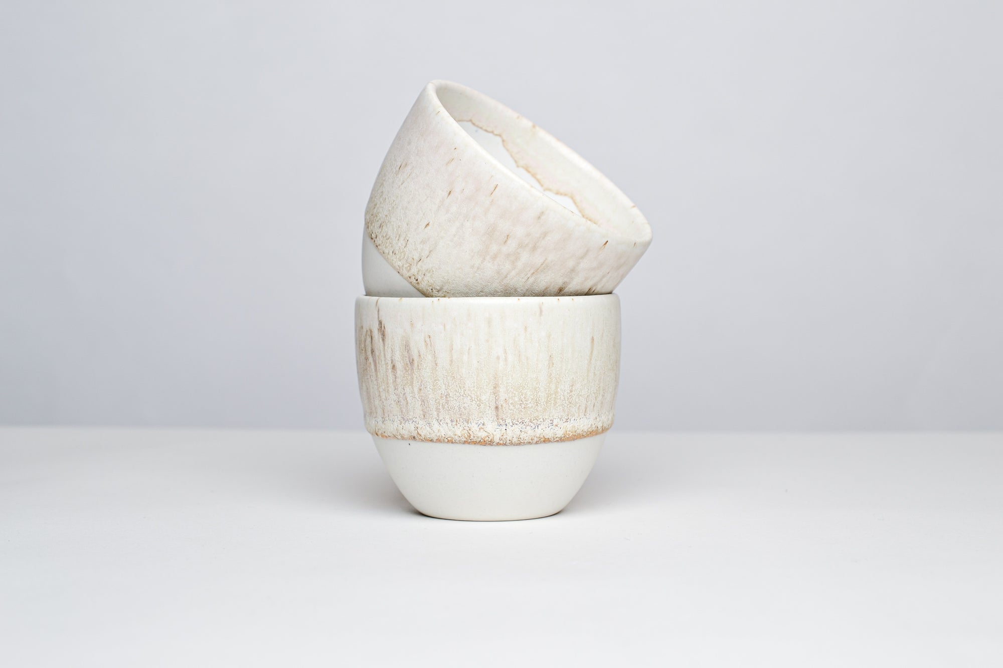 Simple cup with miracle glaze, 150ml