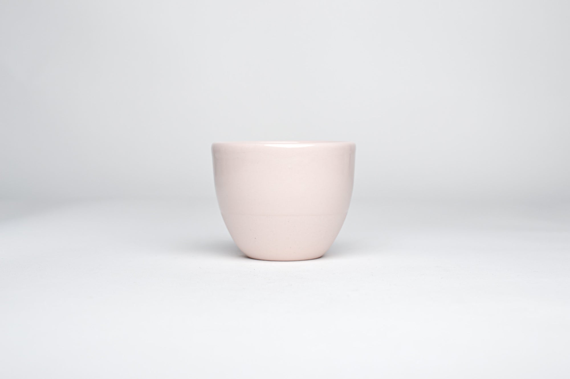 Simple misty pink cup