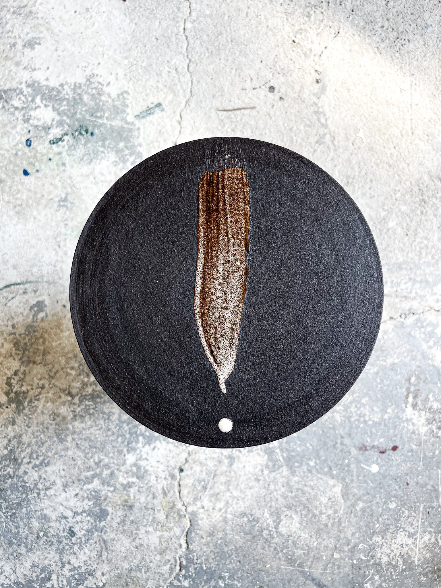 Serving flat plate with line